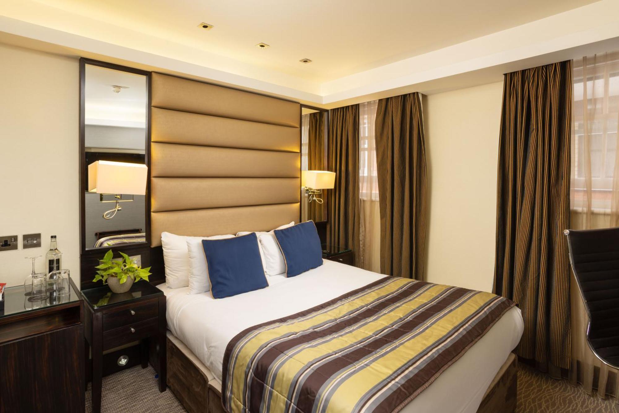 伦敦尊贵大理石拱门酒店 外观 照片 A bedroom at the hotel
