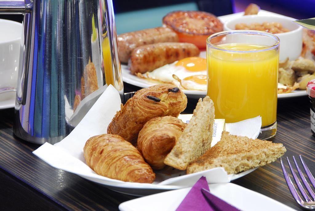 伦敦尊贵大理石拱门酒店 外观 照片 A continental breakfast